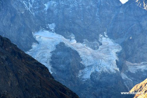 Le glacier de Tombe Murée vu du refuge de l'Alpe